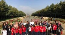 ATATÜRK İLKÖĞRETİM OKULU ÖĞRENCİLERİ ANKARADAYDI ATATÜRK İLKÖĞRETİM OKULU ÖĞRENCİLERİ ANKARADAYDI