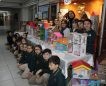 Hayallerini Karton İle Buluşturan Minik Eller Hayallerini Karton İle Buluşturan Minik Eller