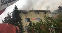 Termal’de Evin Çatısına Yıldırım Düştü Termal’de Evin Çatısına Yıldırım Düştü