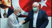 Rozetlerini Takıp İYİ Parti’ye Geçiş Yaptılar Rozetlerini Takıp İYİ Parti’ye Geçiş Yaptılar
