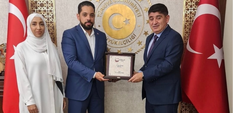 KAŞİFOĞLU’NDAN KATAR’DA ÖNEMLİ TEMASLAR