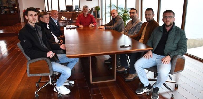 ORAL “DÜNYA MARKASI TERSANELERE SAHİBİZ”
