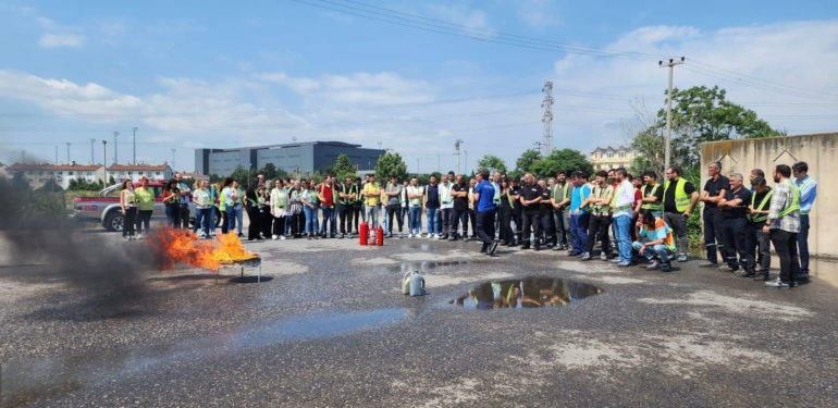 İTFAİYE MÜDÜRLÜĞÜ EĞİTİMLERİNİ SÜRDÜRÜYOR