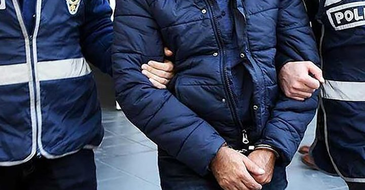 UYUŞTURUCU SATICISI 3 KİŞİ YAKALANDI