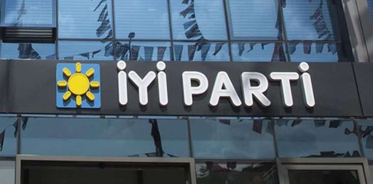 Yalova İYİ Parti’de Kopuşlar Devam Ediyor