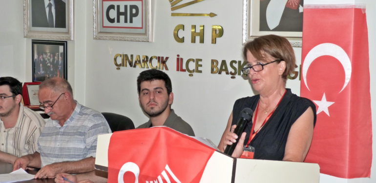 CHP İLÇE BAŞKANI HASİBE BİRGİN OLDU
