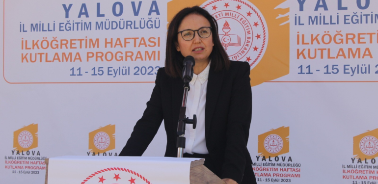54 BİN ÖĞRENCİ İÇİN İLK DERS ZİLİ ÇALDI