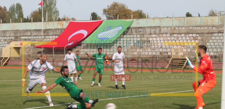 Zorlu Maçta Yeşilova Spor Evinde 2-0 Kazandı