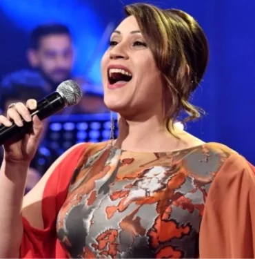 azerin-kimdir-azerbaycanli-sanatci-azerin-hayati-12778374_4308_amp