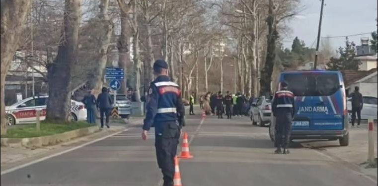 Ağaca Çarpan Motosiklet Sürücüsü Hayatını Kaybetti