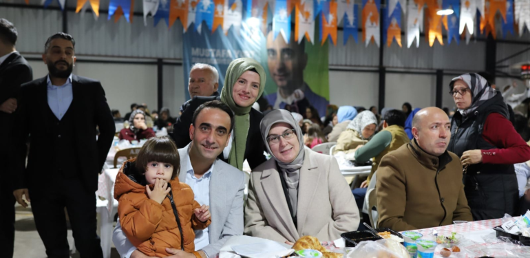 BAŞKAN ADAYI YURT’UN İFTAR PROGRAMINA YOĞUN KATILIM GERÇEKLEŞTİ