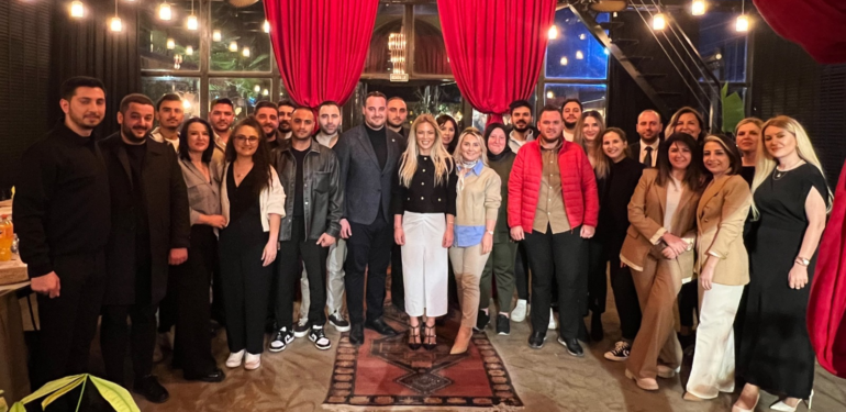 İFTAR SOFRASINDAN BİRLİK MESAJI VERDİLER