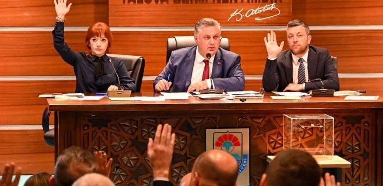 Yalova Belediye Meclisi’nde Görev Dağılımı Yapıldı