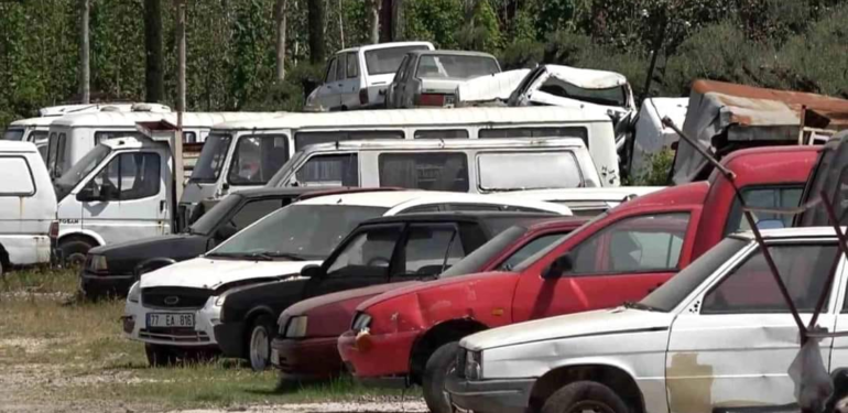 Yalova YediEmin Garajında Yüzlerce Araç Kayıp