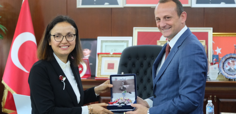 Vali Kaya Başkan Yele ile Bir Araya Geldi