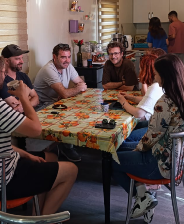 FRANSA'DAN, ALTINOVA'YA GELDİLER