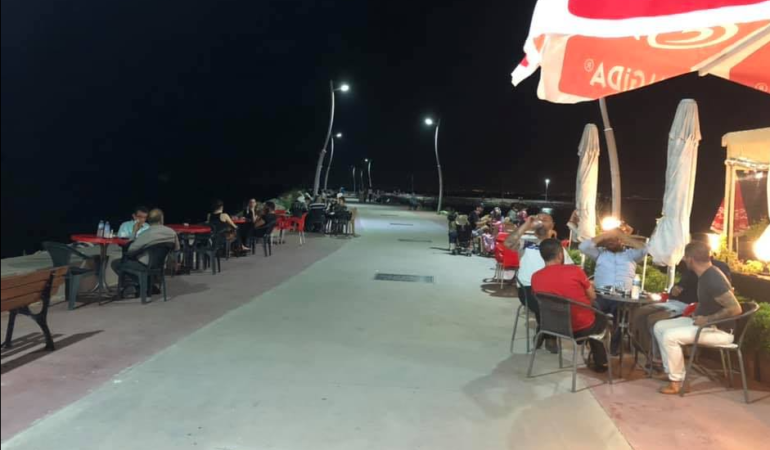 YALOVA SAHİLDE VATANDAŞI ENGELLEYEN YERLER YIKILACAK