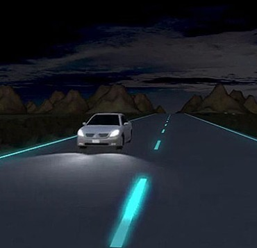 Avustralya'dan Yenilikçi Yol Güvenliği: Floresan Yol Çizgileri