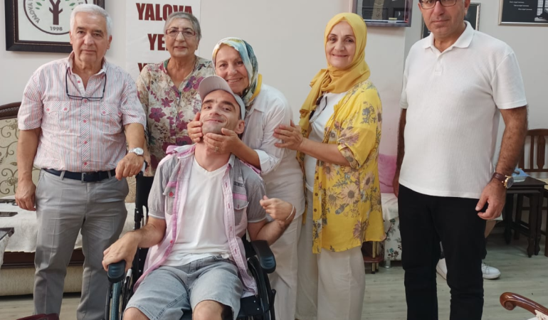 Meliha Ağzıbağlı’nın Bağışladığı Tekerlekli Sandalyeler İhtiyaç Sahiplerine Ulaştı