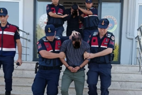 Yalova'da 72 Yaşındaki Vatandaşın 100 Bin TL'sini Çalan Şüpheliler Yakalandı
