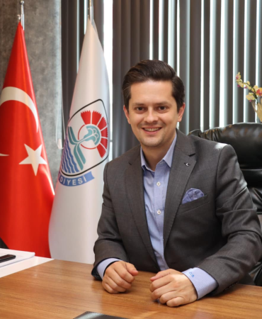 Ömür Bayar Sosyal Medya'dan Açıklama Yaptı