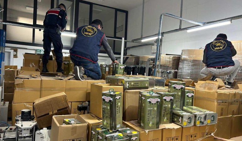 Yalova’da 33.760 Litre Sahte Zeytinyağı Ele Geçirildi