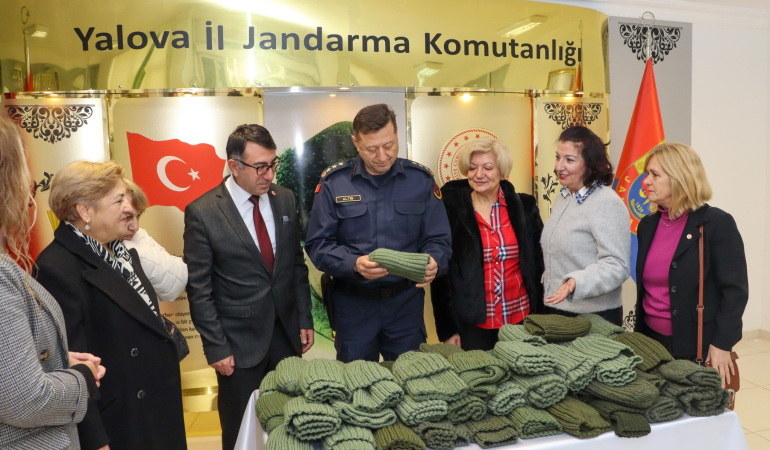 TEMAD’DAN MEHMETÇİKLERE ATKI VE BOYUNLUK