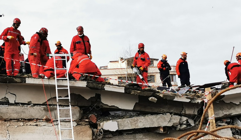 Yalova’da Gerçeğini Aratmayan Deprem Tatbikatı