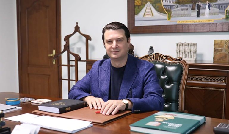 AKP’de Sürpriz İl Başkanı Kemal Baş Oldu