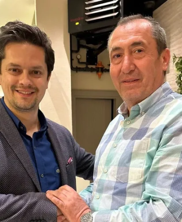 Ömür Bayar’dan Duygusal Veda: Acarspor Başkanlığına Veda Etti