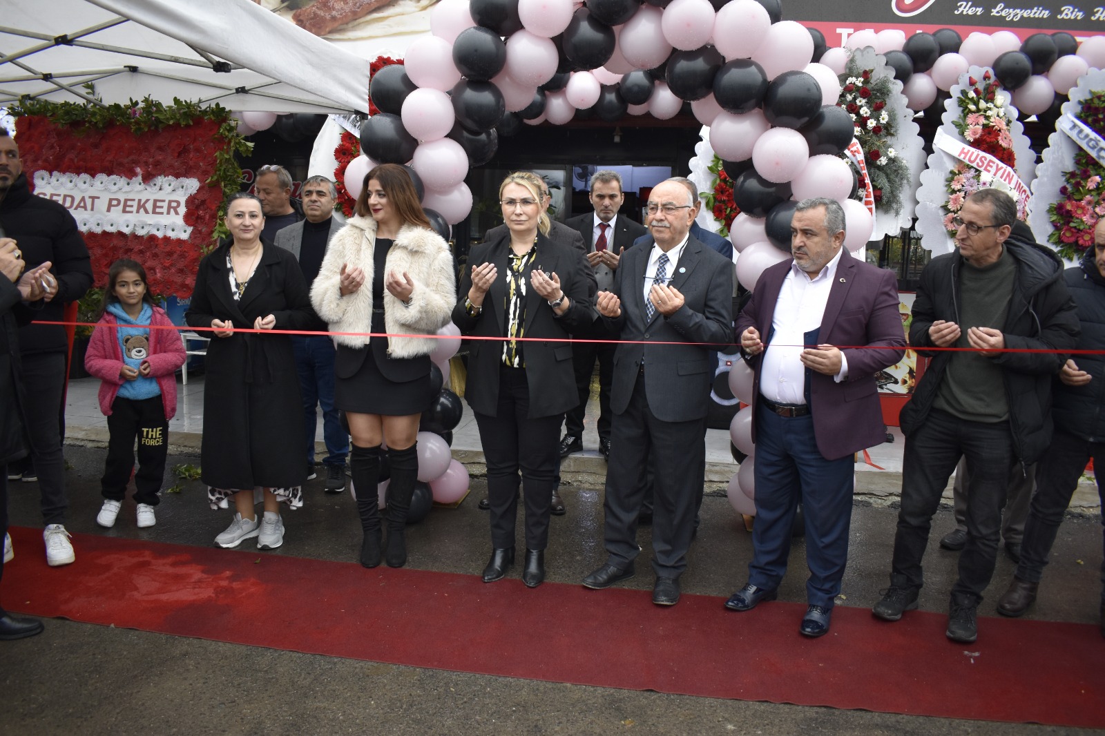 CANAN YEMEK ALTINOVA’DA YENİ ŞUBESİNİ AÇTI