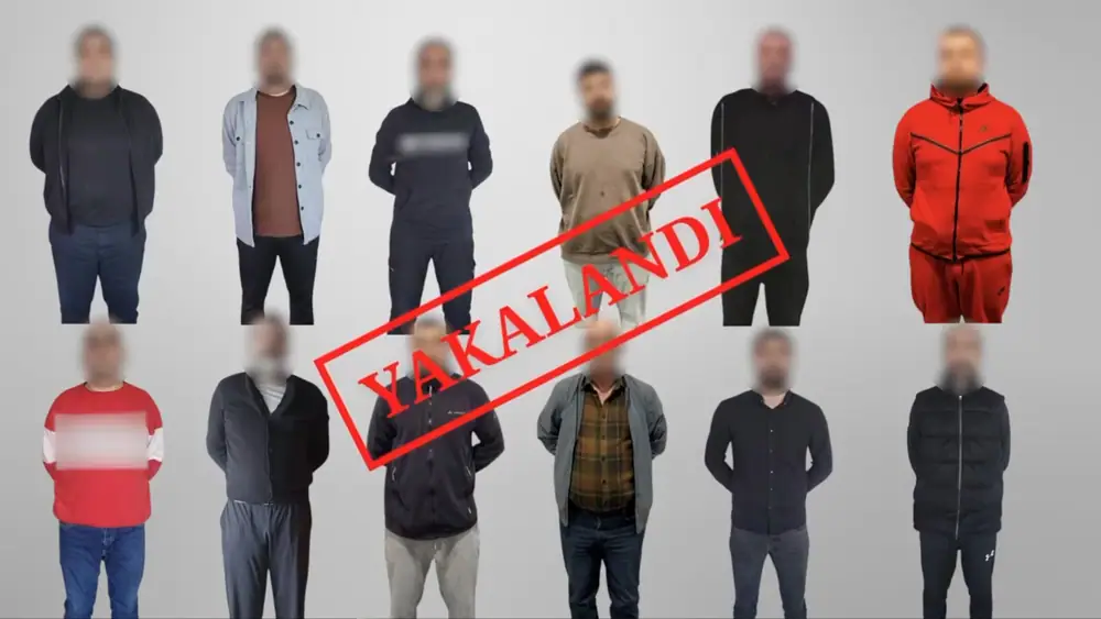 Kırmızı Bültenle Aranan 12 Şüpheli Türkiye’ye İade Edildi