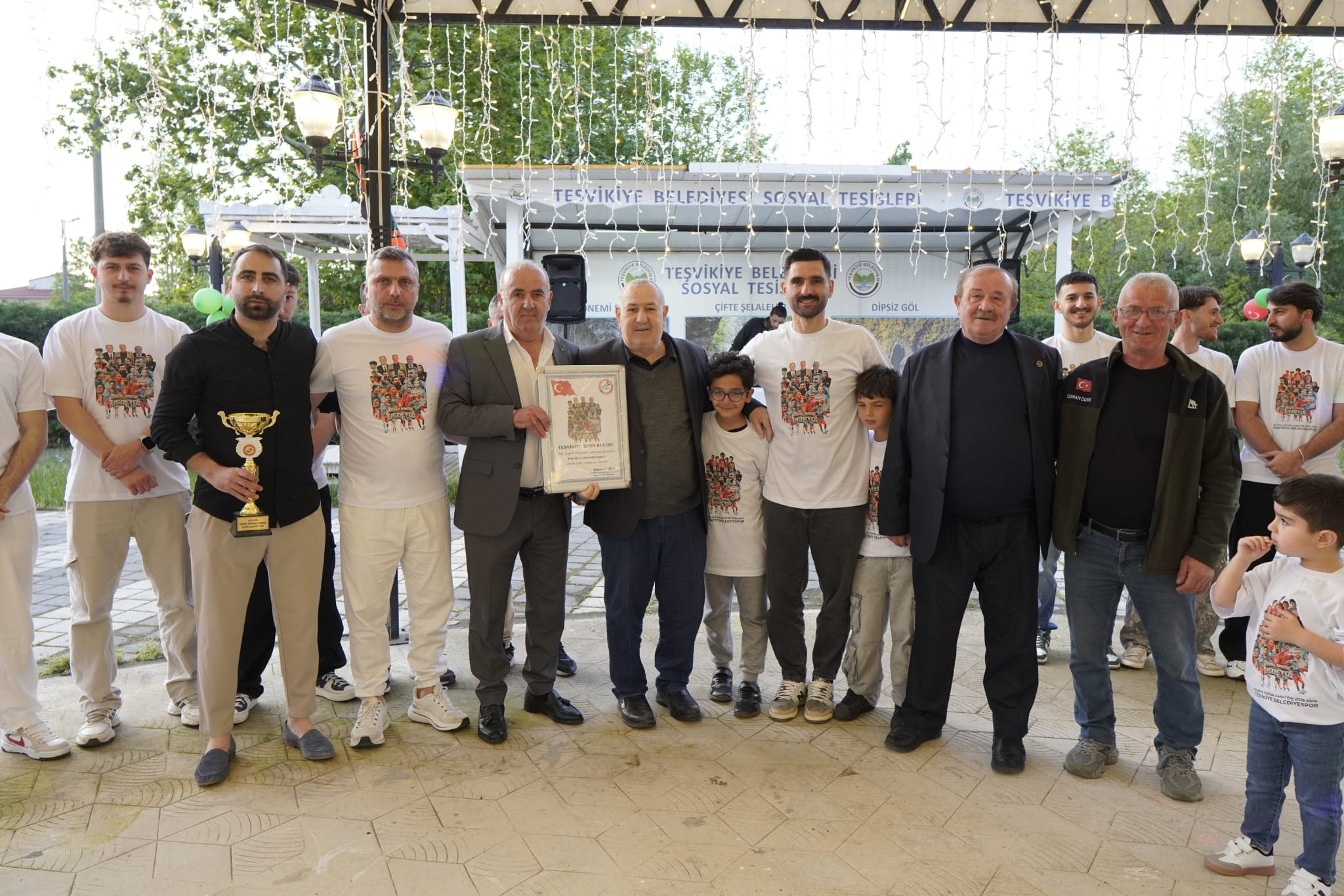 Teşvikiye Belediyespor’dan Şampiyonluğa Yakışan Gece: Yalova Futbol Camiası Tek Yürek Oldu