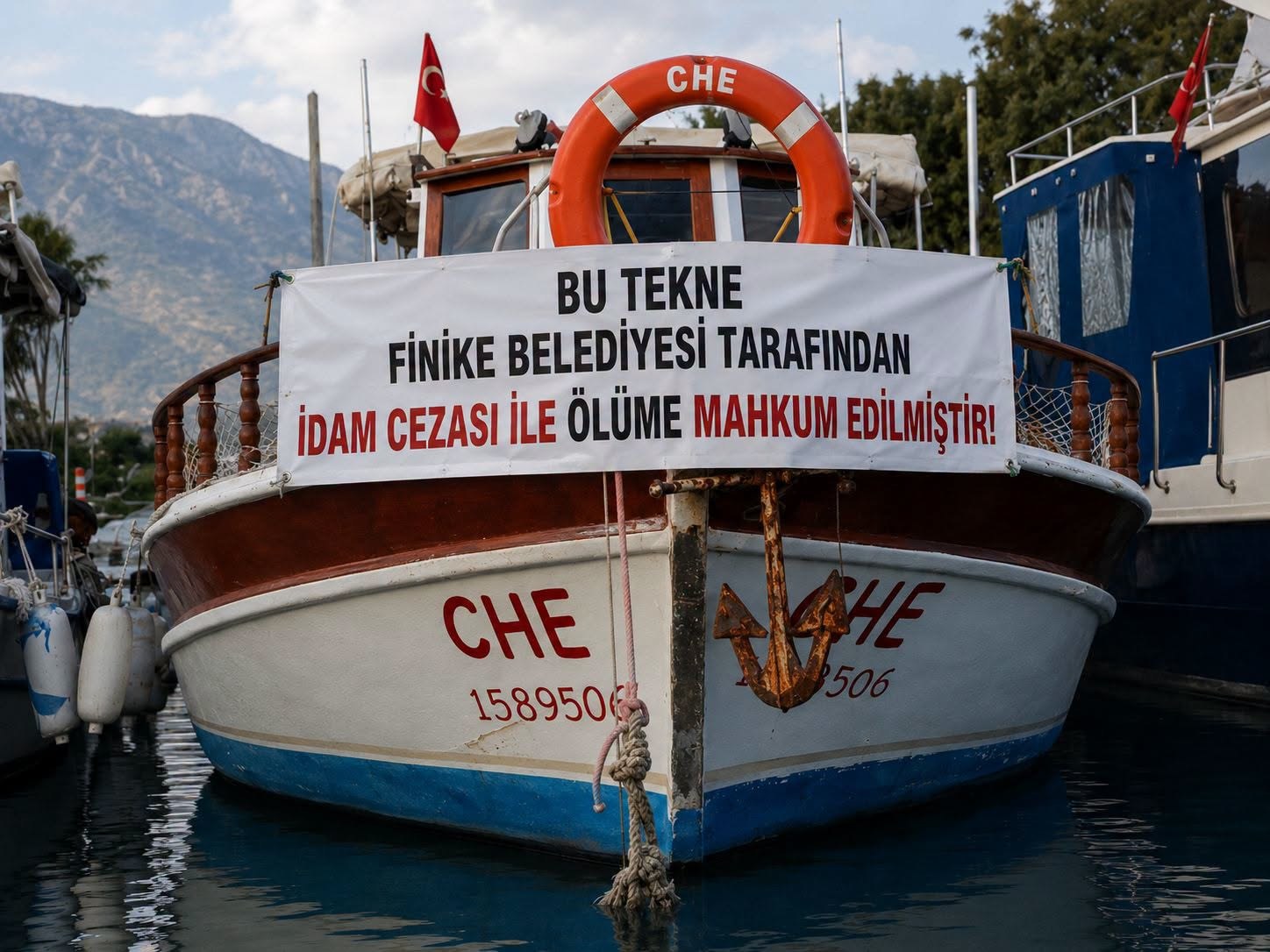 Finike’de Ahşap Tekneler İçin Barınma Sorunu Büyüyor