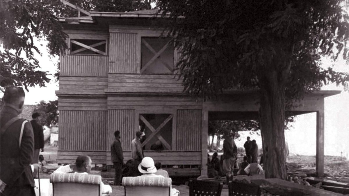ATATÜRK MİRASI YÜRÜYEN KÖŞK İSKELESİ İÇİN YETKİLİLERE ÇAĞRI